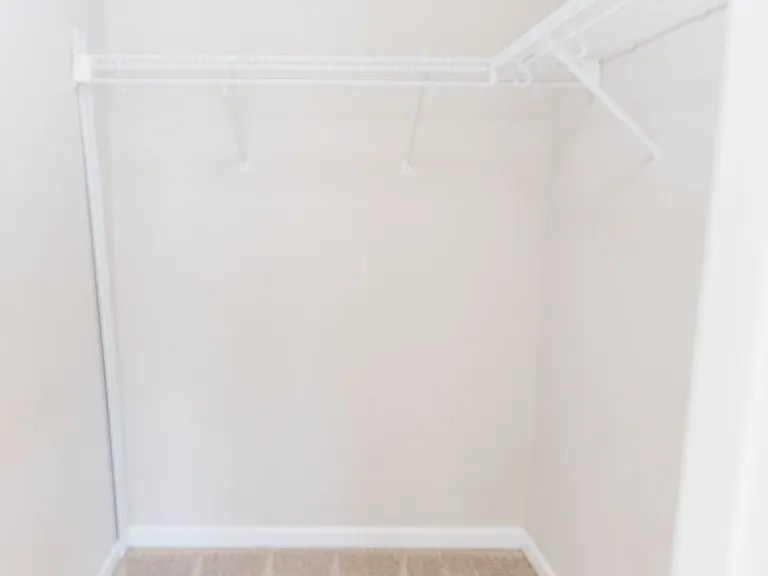3712 Cotswold Ave #B — Photo 23