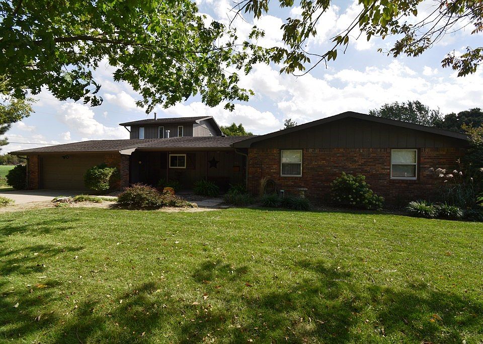 1st image of 551 Primrose Ln