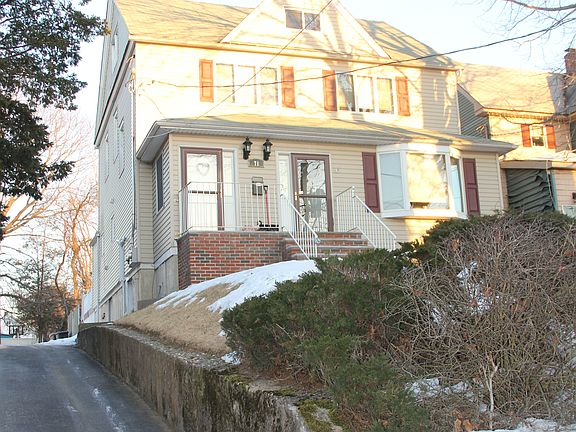 2nd image of 71 Dubois Ave