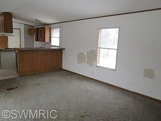 3rd image of 9300 E 128th St