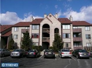 4212 Aberdeen Dr #B, Mount Laurel, NJ 08054