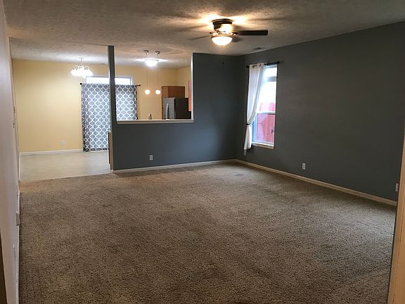 5th image of 4764 Jeremiah St