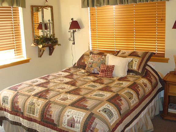 Downstairs guest room