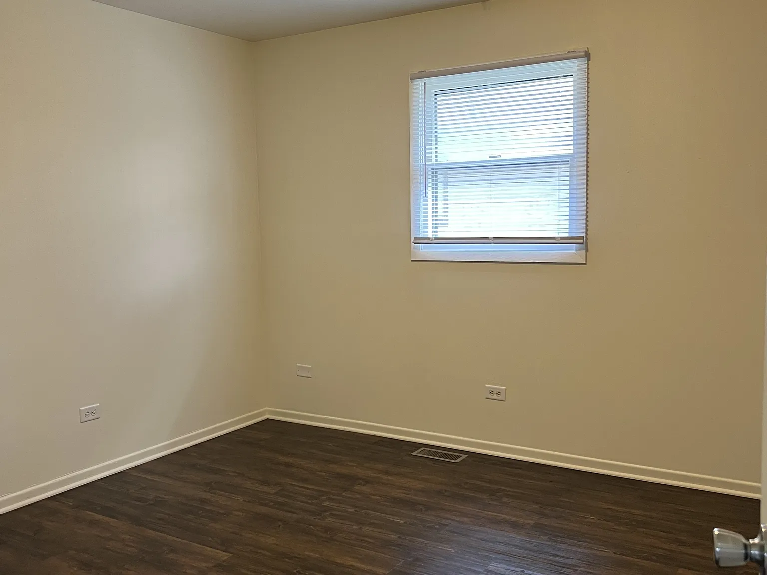 1832 Joppa - 1 — Photo 3
