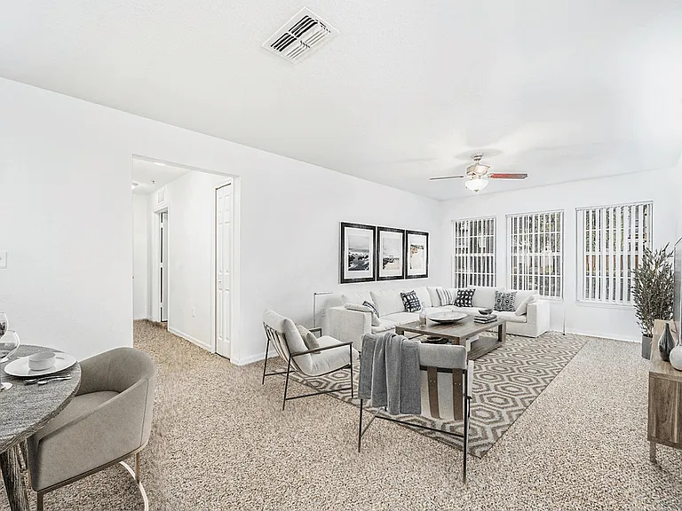 Brookwood Forest Apartments — Photo 39