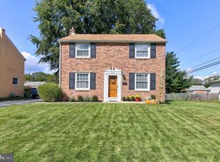452 Wheatsheaf Rd, Springfield, PA 19064