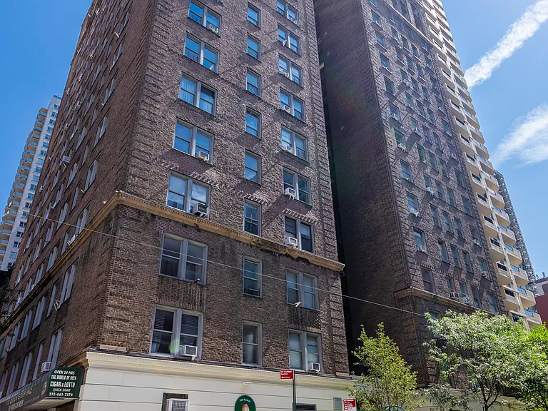 301 E 38th St #7F — Photo 20