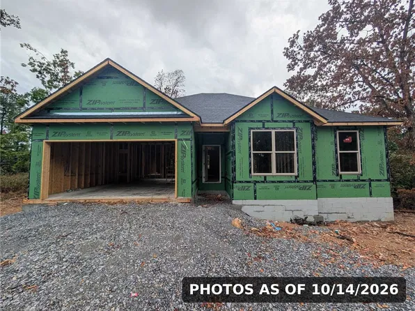 7 Fields Ln, Bella Vista, AR 72715