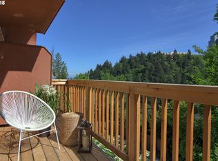 859 SW Broadway Dr APT 43, Portland, OR 97201