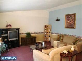 5 Rose Ter, Newark, DE 19702