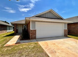 914 Hudson Rd, Chickasha, OK 73018