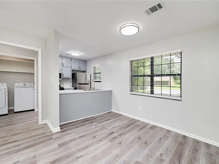 345 Santa Fe Trl — Photo 16