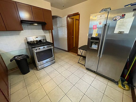 5th image of 12443 S May St