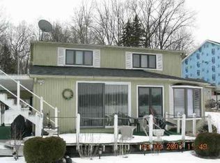 945 Norene Dr, Rome City, IN 46784