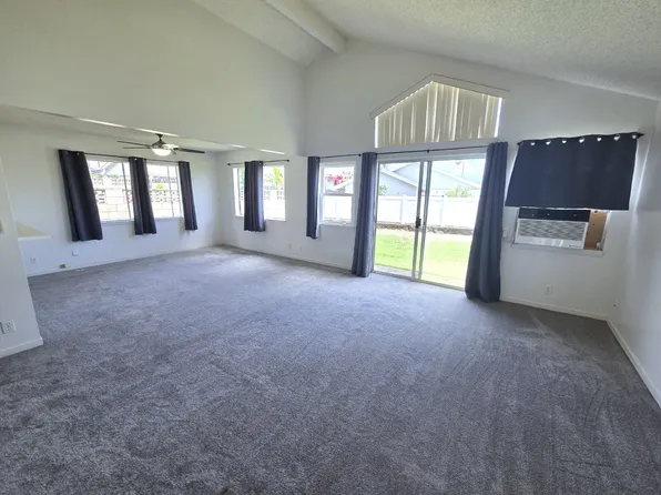 94-1052 Aoku St, Waipahu, HI 96797