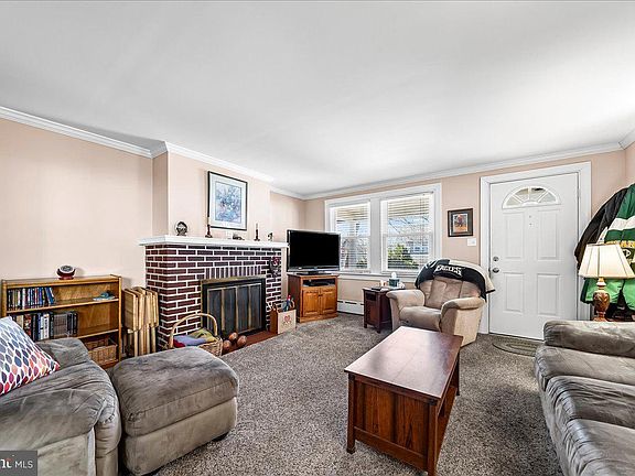 5th image of 341 Blanchard Rd