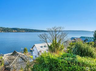 10742 Lakeside Ave NE, Seattle, WA 98125