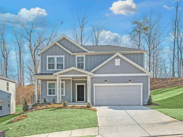 3016 Orwell Dr, Gainesville, GA 30507