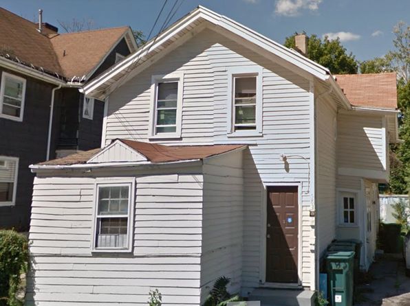 582 Brown St