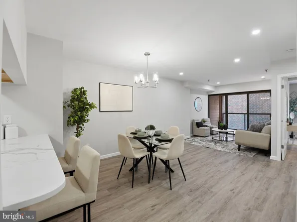 1029 N Stuart St APT 302, Arlington, VA 22201