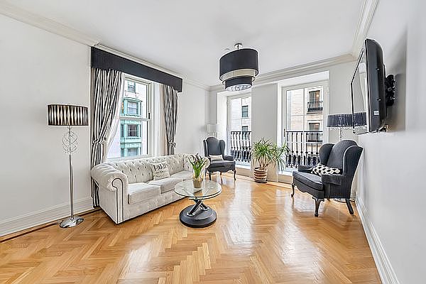 1st image of 1 Central Park S #1306