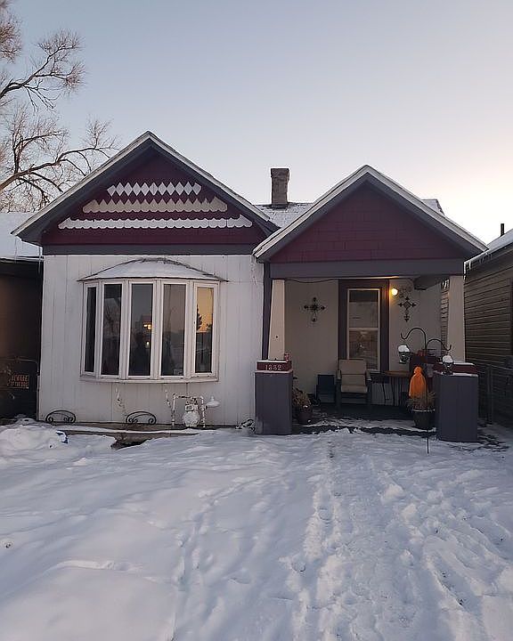1st image of 1332 E 5th St