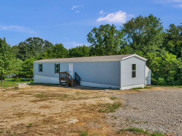 2843 McIntosh Ln, North Vernon, IN 47265