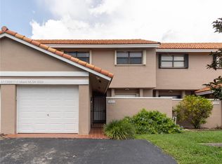 9028 SW 113th Place Cir E, Miami, FL 33176