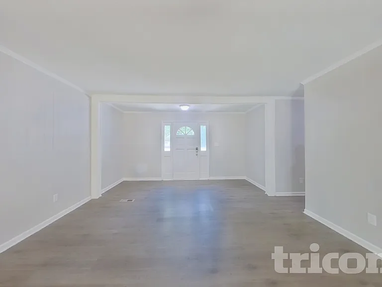 605 Colorado Ct — Photo 3