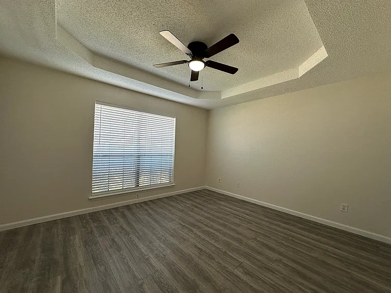 551 Stonewall Way — Photo 7