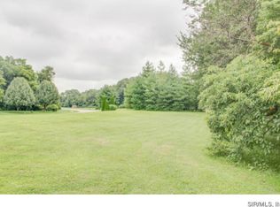 Sandpiper Ln, Grafton, IL