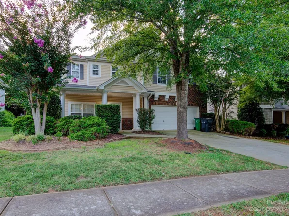 10318 Glenburn Ln, Charlotte, NC 28278