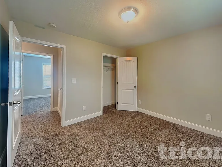513 Sourwood Dr — Photo 9