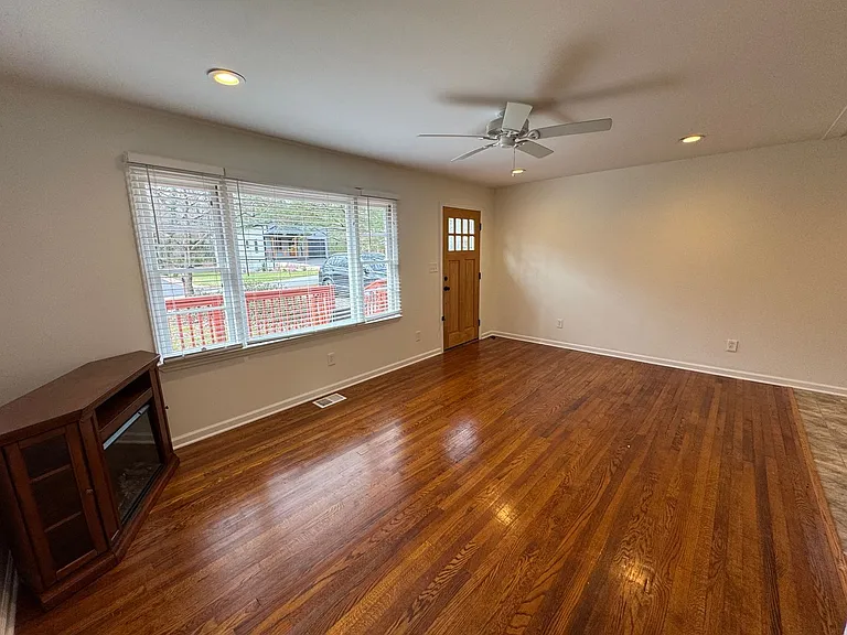 200 S Oconeechee Ave — Photo 6