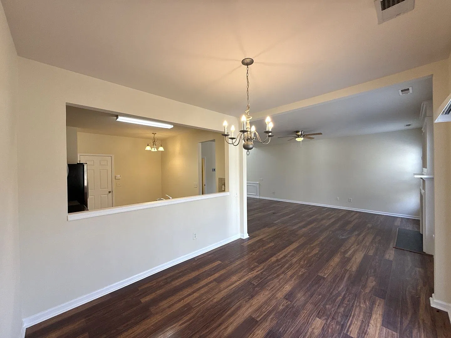 Move in ready end unit townhouse in the Blakeney Preserve Community — Photo 4