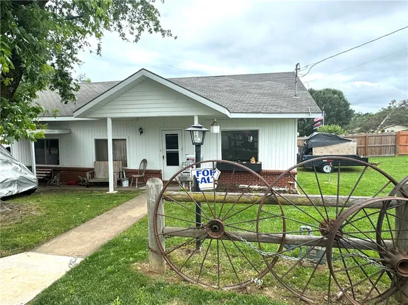 701 & 703 W Oak Rd, Rogers, AR 72756