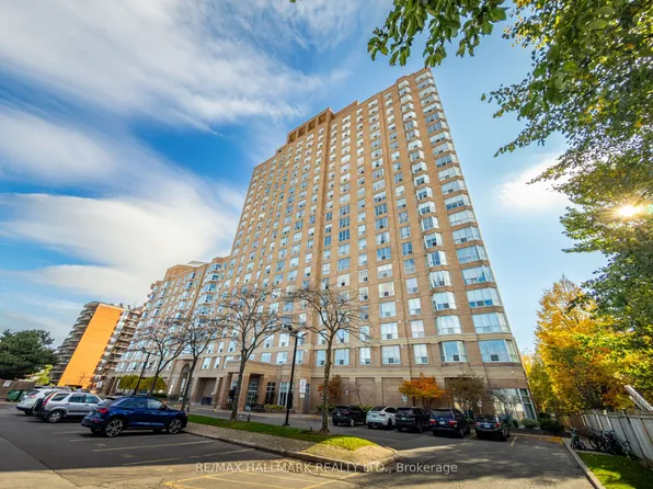 21 Overlea Blvd #1801, Toronto, ON M4H 1P2