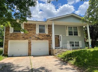 2306 N Farmstead St, Wichita, KS 67220