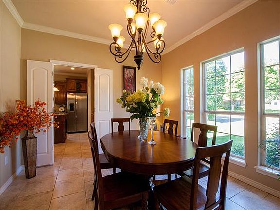 4th image of 20 Lilac Cir
