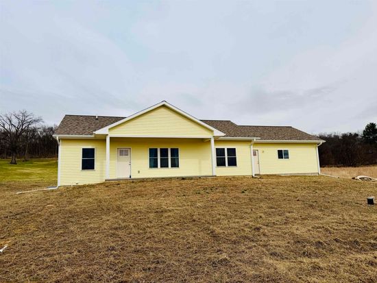N2577 Pine Tree Rd, Monroe, WI 53566