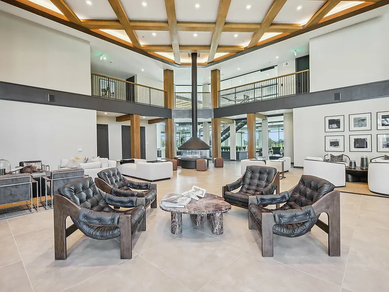 The Palo Apartments