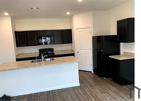 178 Shiro Dr — Photo 2