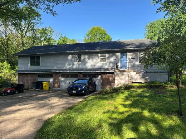 4100 S Coventry Dr, Independence, MO 64055