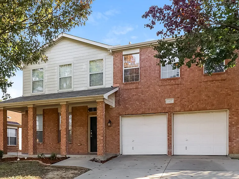 8425 Vicksburg Ln — Photo 4