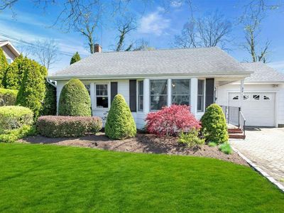 276 Fishel Avenue, Riverhead, NY, 11901