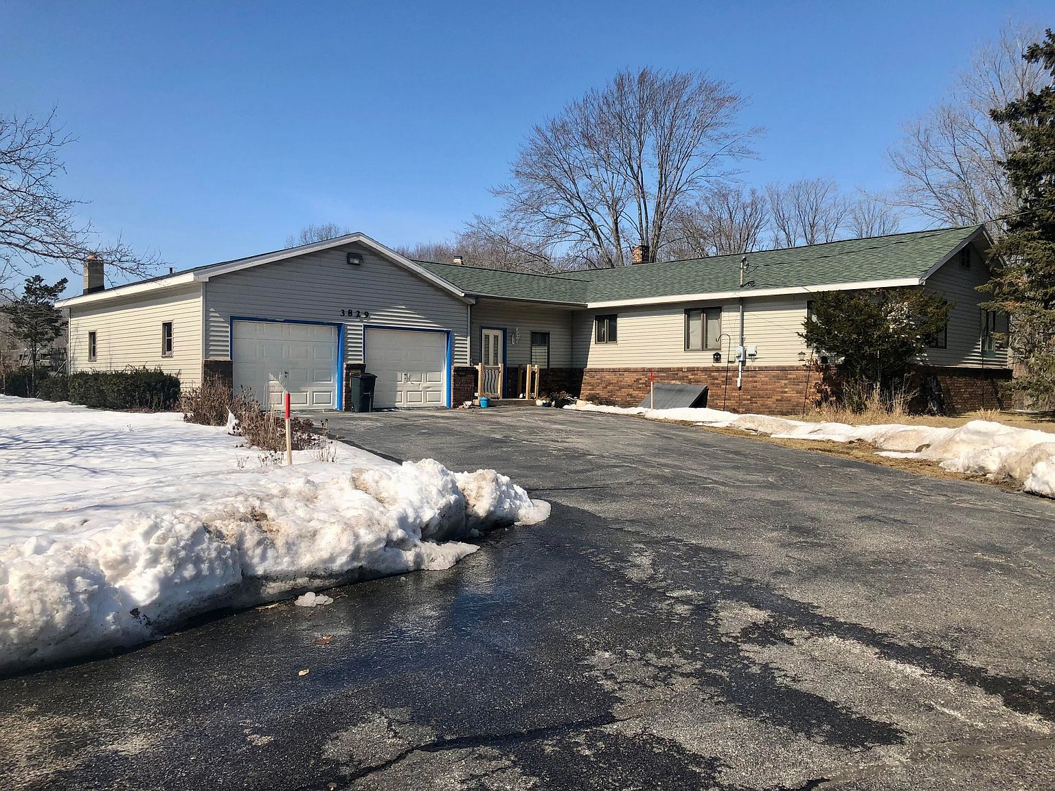 3829 N Jebavy Dr, Ludington, MI 49431 Zillow