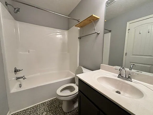 2352 Date Dr — Photo 15