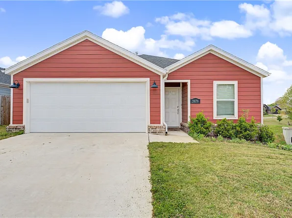 5979 W Holdcroft Dr, Fayetteville, AR 72704
