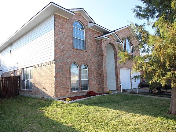 3rd image of 5316 Tennis Villa Dr