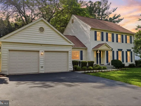 15205 Winstead Ln, Silver Spring, MD 20905